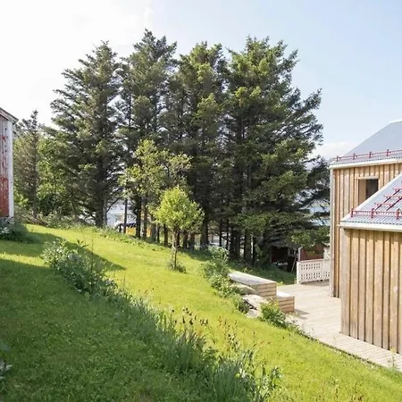 Lofoten House, Beach, Views, Sauna Villa *